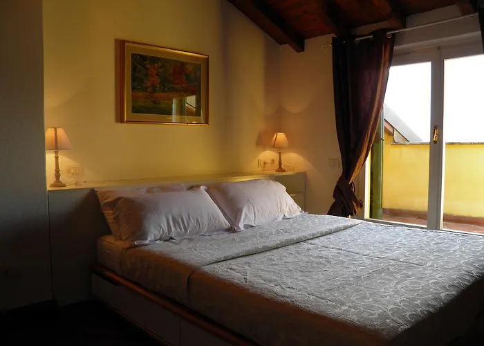 Attico Con Vista 贝拉焦